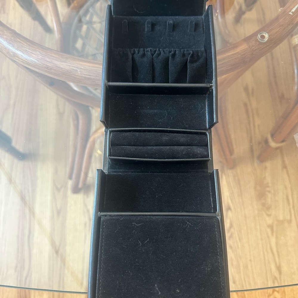 Leather Jewelry Travel Carrier - Picture 3 of 5